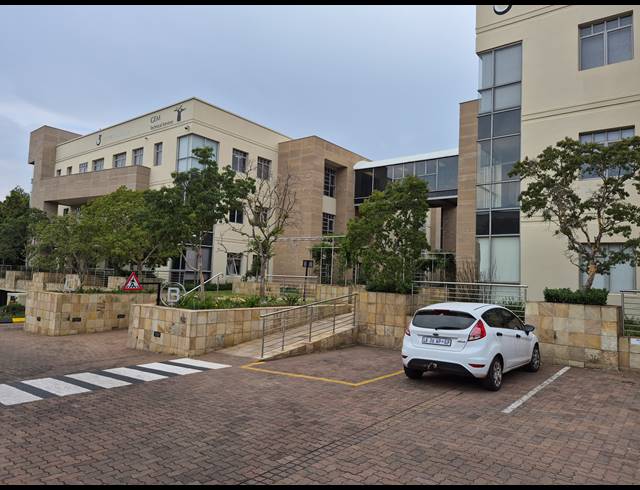 1,013M² OFFICE TO LET IN ILLOVO
